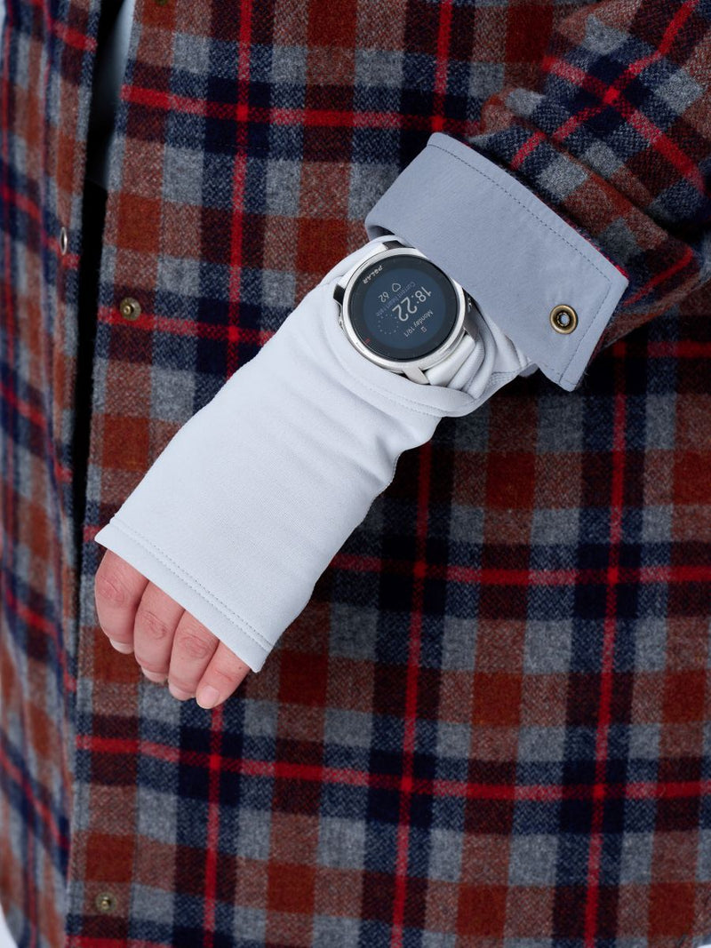 OCTA Fleece Wrist Gaiter 着用イメージ