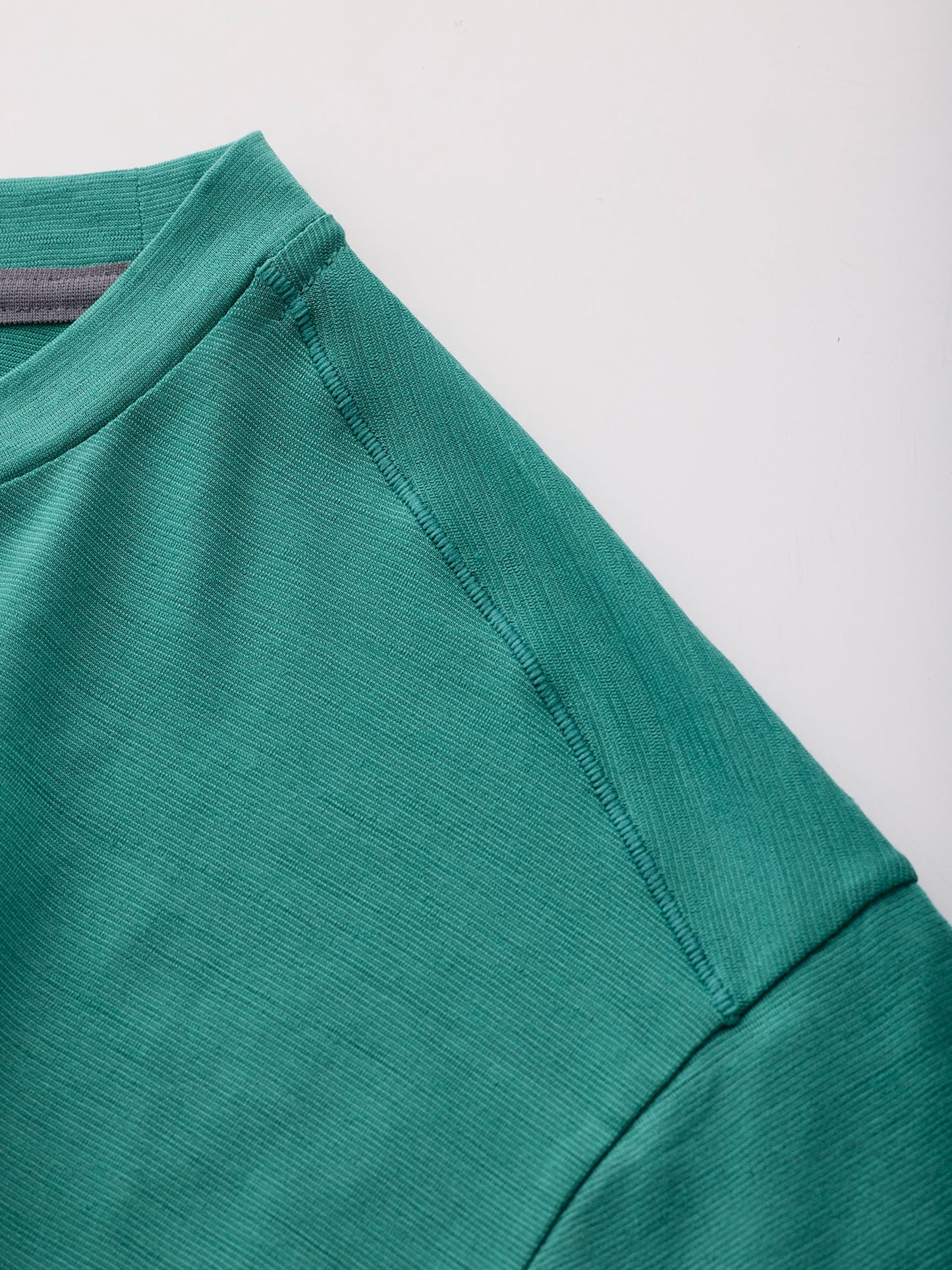 Axio Lite Tee